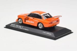 BMW 320i Group 5 #23 E. Cheever / G. Villeneuve 6 Hours of Mosport Class Winners 1977 Damaged Spoiler Minichamps 1:43 4007723 — image 4 sur 5