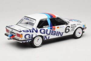 BMW 325i E30 #6 Gubin Sport V. Strycek DTM 1986 Minichamps 1:18 155862606 Métal — image 2 sur 6