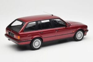 BMW 325i E30 Touring Rouge Metallic Norev 1:18 183218 Métal — image 2 sur 6