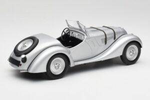 BMW 328 Argent Minichamps 1:18 155025030 Métal — image 2 sur 6
