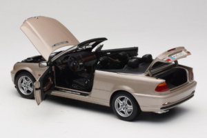 BMW 328i E46 Cabriolet Sand Beige Metallic Kyosho 1:18 80430009756 Métal — image 6 sur 9