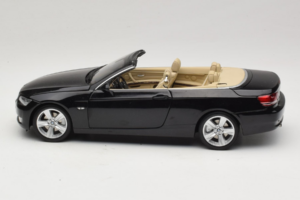 BMW 335i E93 Cabriolet Sapphire Black Kyosho 1:18 80430413375 Métal — image 4 sur 10