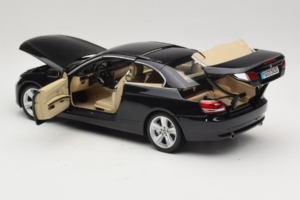 BMW 335i E93 Cabriolet Sapphire Black Kyosho 1:18 80430413375 Métal — image 6 sur 10