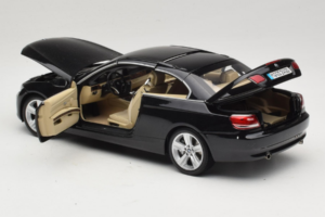 BMW 335i E93 Cabriolet Sapphire Black Kyosho 1:18 80430413375 Métal — image 7 sur 10
