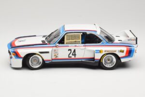 BMW 3.5 CSL #24 H. Stuck / S. Posey 12 Hours of Sebring 1975 Minichamps 1:18 80430139188 Métal — image 4 sur 8