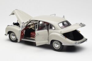 BMW 501 Cortina Gris AUTOart 1:18 80430393098 Métal — image 5 sur 8