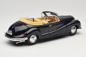 BMW 502 Cabriolet Noir Maisto 1:18 31817 Métal — image 3 sur 8