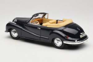BMW 502 Cabriolet Noir Maisto 1:18 31817 Métal — image 7 sur 8