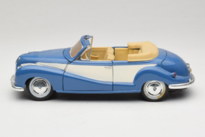 BMW 502 Cabriolet Bleu Tchibo 1:18 45396 Métal — image 4 sur 8