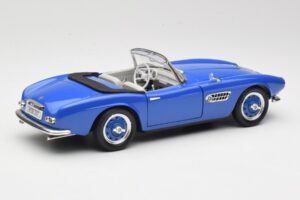 BMW 507 Touring Sport Cabriolet Bleu Revell 1:18 8810-M1 Métal — image 3 sur 8