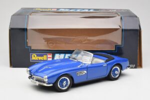 BMW 507 Touring Sport Cabriolet Bleu Revell 1:18 8810-M1 Métal — image 8 sur 8