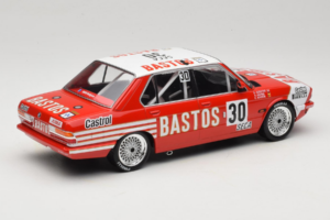 BMW 528i E28 #30 D. Quester / A. Hahne / E. Joosen 24 Hours of Spa Winner 1982 IXO 1:18 18RMC182A Métal — image 2 sur 6