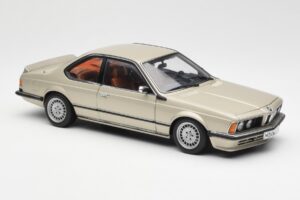BMW 635 CSi E24 Bronzit Beige Metallic AUTOart 1:18 70523 Métal — image 6 sur 8