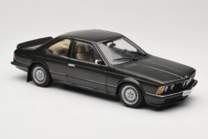 BMW 635 CSi E24 Malachit Green Metallic AUTOart 1:18 70522 Métal — image 6 sur 8