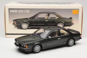 BMW 635 CSi E24 Malachit Green Metallic AUTOart 1:18 70522 Métal — image 8 sur 8