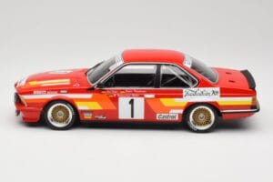 BMW 635 CSi E24 #1 U. Felder / D. Hamelmann Auto Budde Winners 24 Hours of Nürburgring 1985 Minichamps 1:18 155852501 Métal — image 3 sur 6