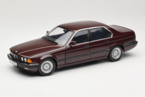BMW 730i E32 Red Metallic Minichamps 1:18 100023001 Métal