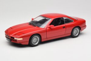 BMW 850Ci E31 Brilliant Red Revell 1:18 8827 Métal