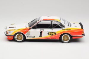 BMW 635CSi E24 BMW Italia #1 U. Grano / H. Kelleners Spa 1983 Minichamps 1:18 155832601 Métal — image 3 sur 6