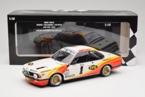 BMW 635CSi E24 BMW Italia #1 U. Grano / H. Kelleners Spa 1983 Minichamps 1:18 155832601 Métal — image 6 sur 6