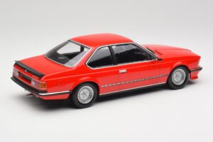 BMW 635 CSi E24 Rouge Édition Concessionnaire Minichamps 1:18 80435B5D026 Métal — image 2 sur 6