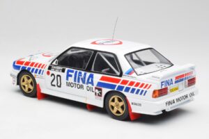BMW E30 M3 #20 M. Duez / A. Lopes 1000 Lakes Rally 1989 IXO 1:18 18RMC132 Métal — image 5 sur 6