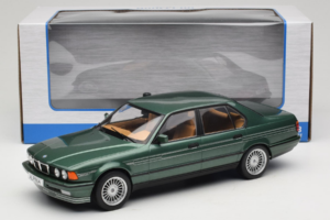 BMW Alpina B11 E32 3.5 Metallic Green MCG 1:18 MCG18233 Métal — image 6 sur 6