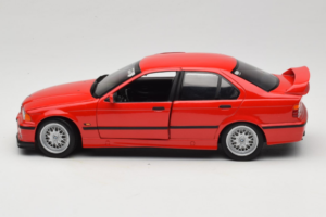 BMW 318is E36 Hellrot UT Models 1:18 180024302-R1 Métal — image 4 sur 8