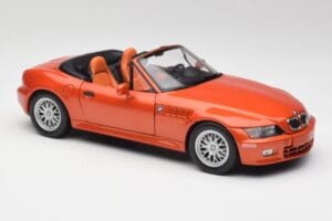 BMW Z3 E36 2.8 Phoenix Orange UT Models 1:18 20442 Métal — image 6 sur 8