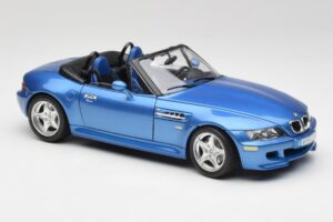 BMW Z3 E36 M Roadster Estoril Blue Bburago 1:18 3349-M1 Métal — image 6 sur 8