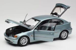 BMW 325Ti E46 Compact Bleu Clair Métallisé Kyosho 1:18 80430024439 Métal — image 2 sur 8