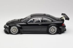 BMW M3 GTR E46 Plain Body Jet Noir AUTOart 1:18 80447 Métal — image 3 sur 6
