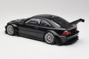 BMW M3 GTR E46 Plain Body Jet Noir AUTOart 1:18 80447 Métal — image 5 sur 6