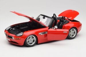 BMW Z8 E52 Rouge Bburago 1:18 Z8001 Métal — image 2 sur 8
