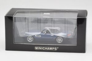 BMW Z8 E52 Topaze Bleu Minichamps 1:43 431028740 Métal — image 5 sur 5