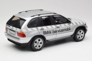 BMW X5 E53 3.0d Service Mobil Kyosho 1:18 80430305646 Métal — image 3 sur 8