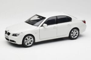 BMW E60 545i Alpine Blanc Kyosho 1:18 08591W Métal