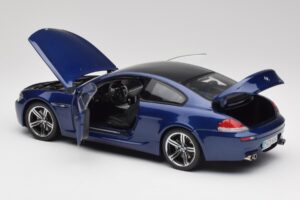 BMW M6 E63 Bleu Kyosho 1:18 80430413351 Métal — image 5 sur 8