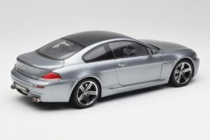 BMW M6 E63 Silver Gris Kyosho 1:18 08703GR Métal — image 3 sur 8