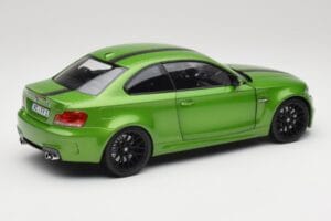 BMW Série 1 E82 Coupé Taiga Green Metallic Minichamps 1:18 110020024 Métal — image 3 sur 8