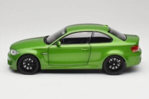 BMW Série 1 E82 Coupé Taiga Green Metallic Minichamps 1:18 110020024 Métal — image 4 sur 8