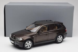 BMW X3 E83 3.0d Marron Foncé Métallique Kyosho 1:18 80430300736 Métal — image 8 sur 8
