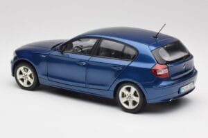 BMW 1 E87 Sydney Bleu Kyosho 1:18 80430308600 Métal — image 7 sur 8
