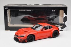 BMW Z4 E89 GT3 Rouge Minichamps 1:18 151122300 Métal — image 6 sur 6