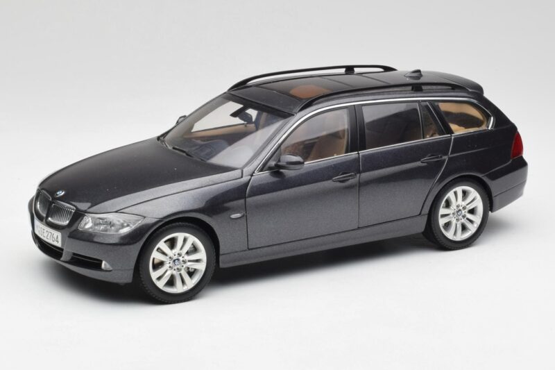 BMW 330i E91 Touring Gris Foncé Kyosho 1:18 80430394360 Métal