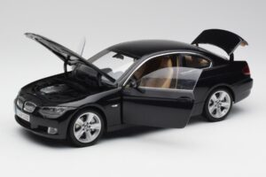 BMW 3 E92 Coupé Noir Kyosho 1:18 80430407222 Métal — image 2 sur 8