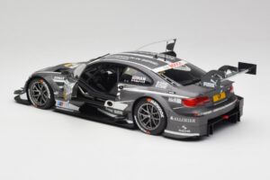 BMW M3 E92 #8 BMW Team RBM J. Hand DTM 2013 Minichamps 1:18 100132208 Métal — image 5 sur 8