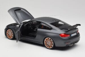 BMW M4 F82 GTS Frozen Gris Minichamps 1:18 80432411555 Métal — image 5 sur 8