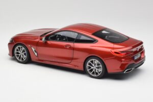 BMW M850i G15 Orange Métallisé Norev 1:18 183285 Métal — image 7 sur 8