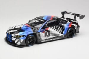 BMW M4 GT3 G82 #1 Test Version 2021 Minichamps 1:18 113222003 Métal